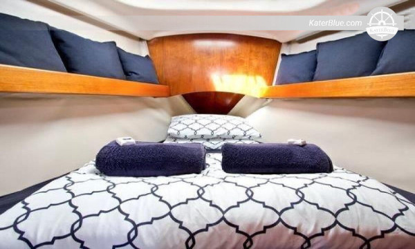 Oceanis Sailing Yacht Day Charter Ibiza-Hiszpania