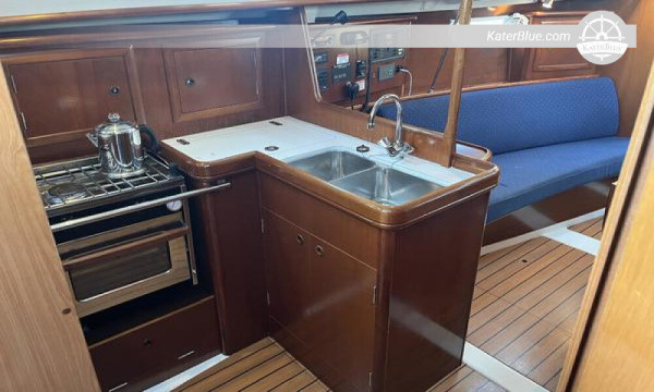 Jacht żaglowy Beneteau - czarter dzienny Ibiza - Hiszpania