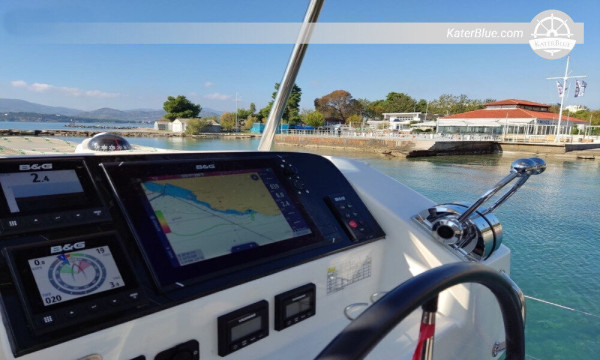 Ugentlig bareboat charter langs Volos kystlinjer, Grækenland