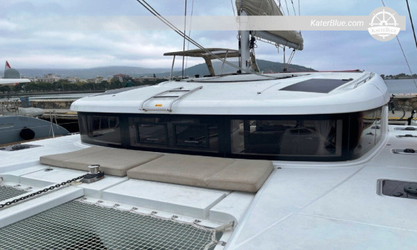 Ugentlig bareboat charter langs Volos kystlinjer, Grækenland