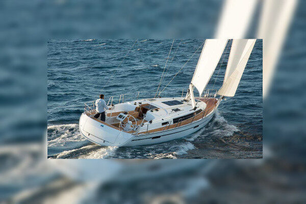 Weekly charter deluxe sailboat Hvar-Croatia