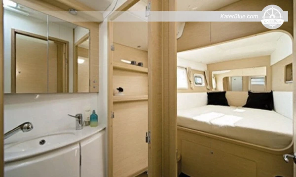Lagoon catamaran weekly charter Ibiza-Spain