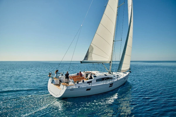 Elan premium -alus Puolen päivän charter Valencia-Espanja