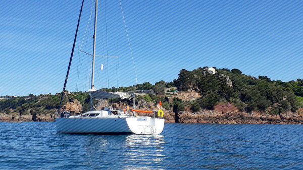 12denní soukromý pronájem lodi s kapitánem v Bretani, Saint-Malo, Francie
