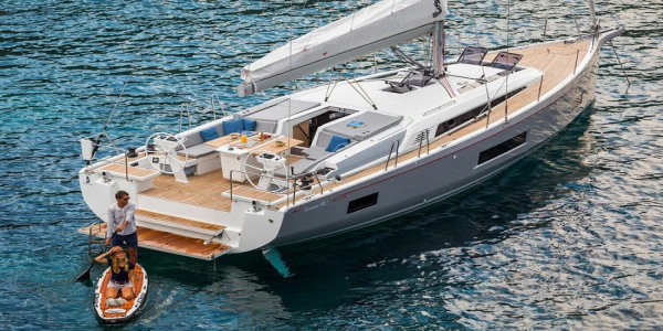 Perfekt ugentlig bareboat charter i Ibiza, Spanien