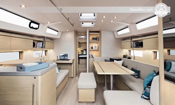 Echte Beneteau Yacht wöchentlich chartern Sardinien-Italien