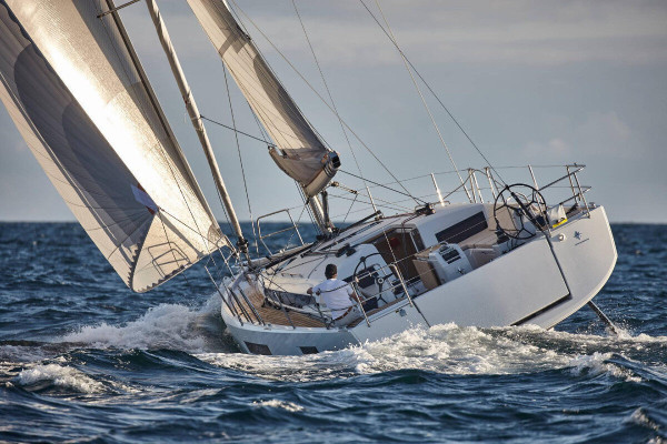Jeanneau vessel weekly charters Amalfi coast-Italy