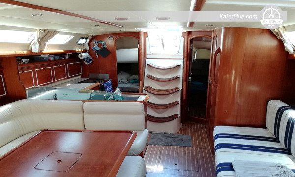 Alquiler semanal de barco con patrón y anfitriona en La Spezia SP, Italia