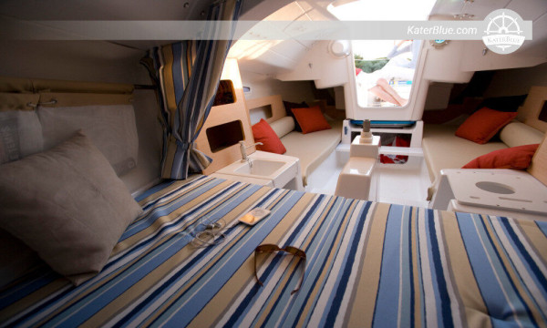 Aluguel semanal de iates Beneteau em Marselha, França