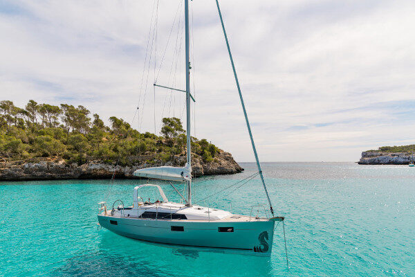 Beneteau yacht day charter with skipper Gibraltar-Spain