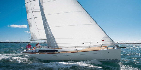 Sale Used Sailing yacht Oceanis 37 Chania, Greece