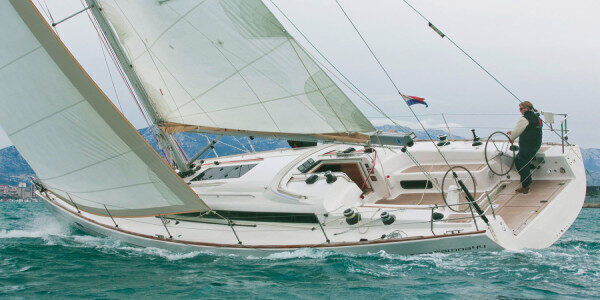 Cyclades Islands Skippered Yacht Charter, Syros Greece