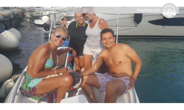 Dobrodružství s plavbou Golden Horizon Sunset Cruise na Santorini, Řecko
