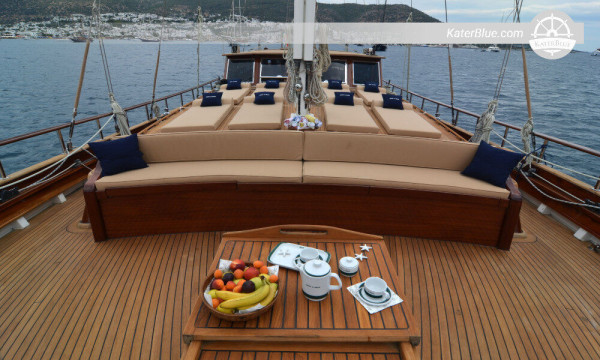 Luxuriöser siebentägiger Gulet-Charter in Milazzo, Italien