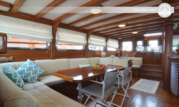 Entdecken Sie den lebhaften Lipari Weekly Charter Milazzo, Italien