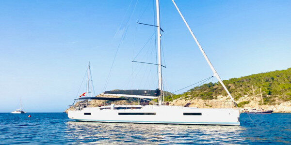 Sale Used Fully-Equipped Sailing Yacht Valencia, Spain