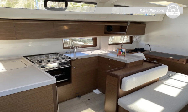 Ugentlige bareboat charter i Athen, Grækenland