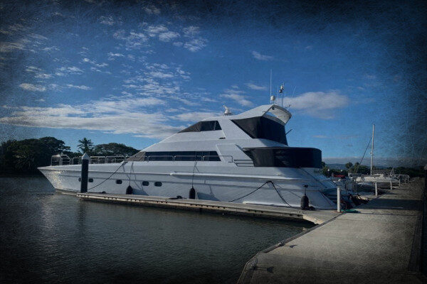 Super luxury day charter Conway Reef Fiji