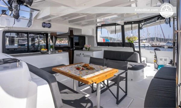 Perfect Weekly Skippered Charter Polesana Pula, Croatia