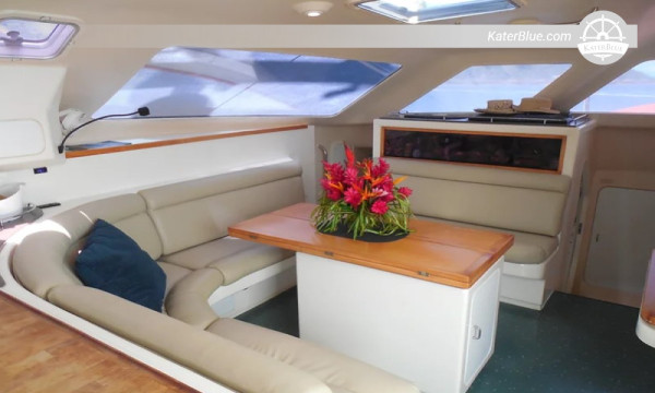 Catamarã disponível para aluguel com skipper em Ovalau, Fiji.