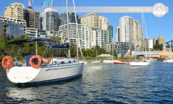 Denní pronájmy plachetnic v Pittwateru, Austrálie