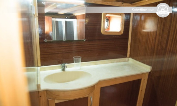 Sewa Kapal Gulet Mingguan Syros Island Odyssey, Athena, Yunani