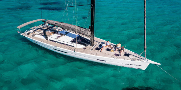 Cala Tarida Retreat týdenní charter na Ibize, Španělsko