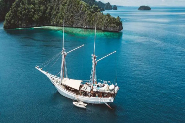 Overnatning gulet charter tilbud Wangi-Wangi-øen Indonesien