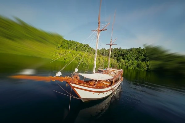 Nabídka all inclusive pronájmu guletu v Mantě, Indonésie