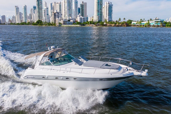 Luxury motor yacht half day charter Cartagena Colombia