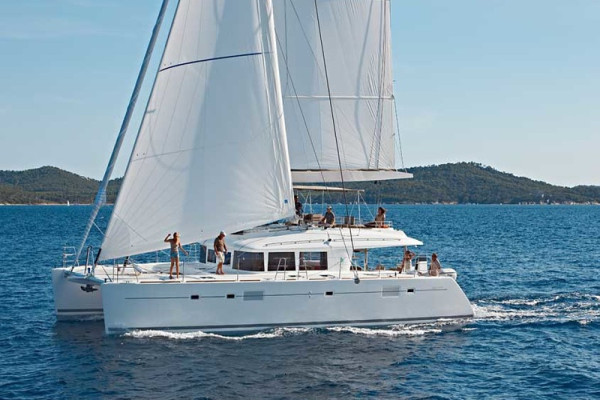 All inclusive catamaran charter Coco-Bandero Panama
