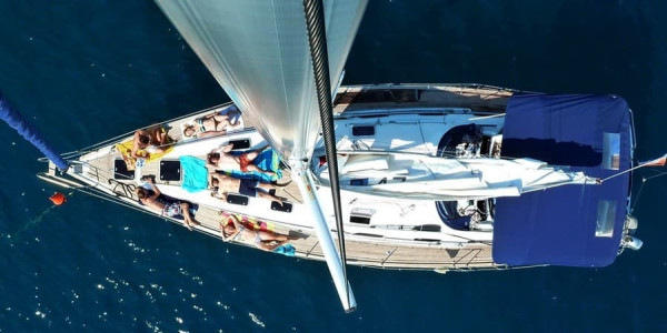 Aegina Elegance Ugentlig Charter Luksus Athen, Grækenland