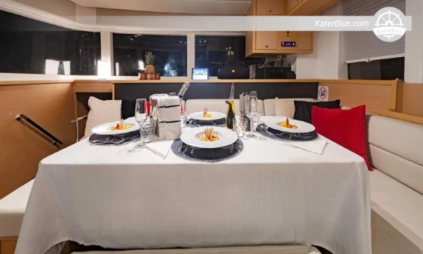 Fullt catering och övernattning i katamaran i San Blas, Panama