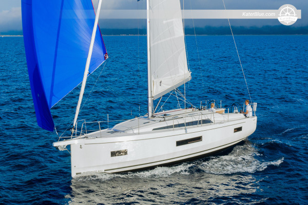 Sailing yacht half-day charter Haulover-Sandbar Miami