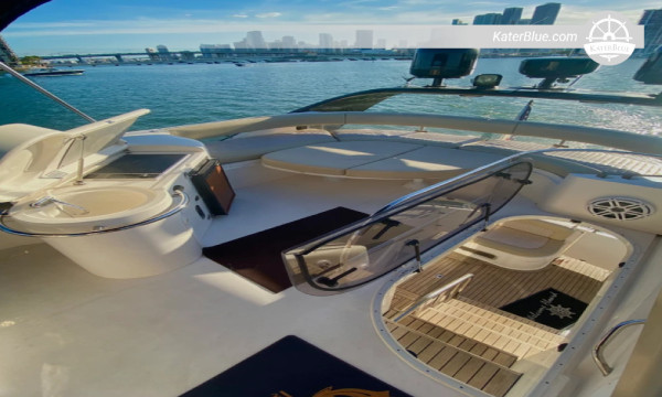 Skippered Fairline vessel day charter Sands-Key Miami
