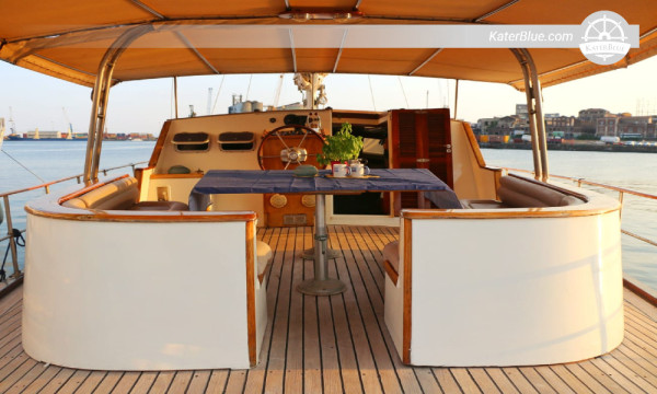 Salina Sojourn Weekly Motorsailer Charter Milazzo, Italia