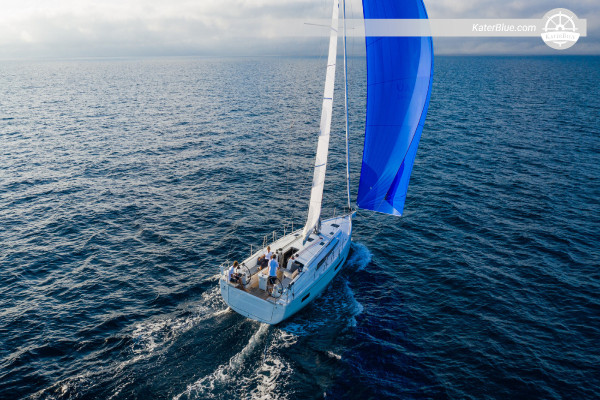 Croisière d'une nuit en yacht Beneteau à Virginia Key, Miami