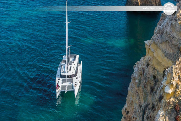 Pronájem lodí s posádkou Fountaine Pajot, Florida, Spojené státy americké