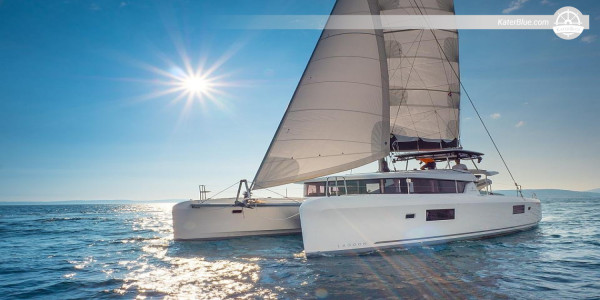 San Miguel Serenity på en ugentlig chartertur til Ibiza, Spanien