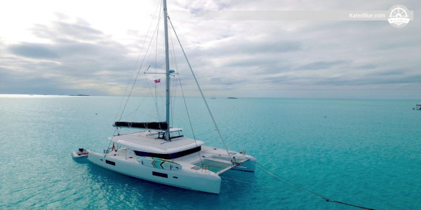 Ugentlige charterudflugter til Cala D’Albarca Ibiza, Spanien