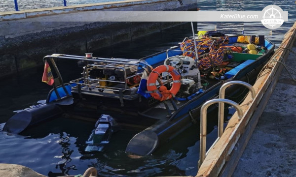 Compre um barco de polietileno nas Ilhas Canárias, Espanha.