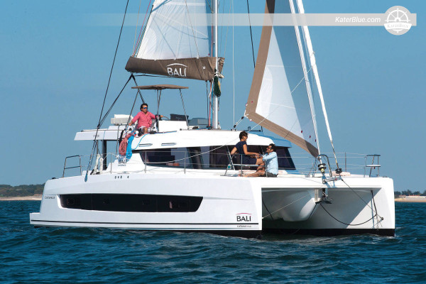 Alquiler semanal de barcos sin tripulación en Bali, La Paz, México