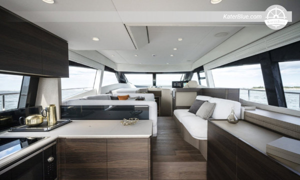 Location de vols charters Azimut 55 à Split et Marjan Hill, Kastela, Croatie