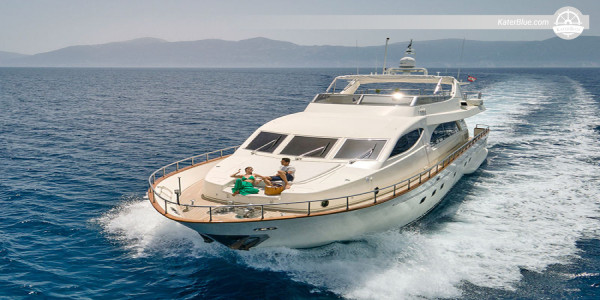Wöchentliche Charterfahrt durch die Vulkanlandschaften von Methana, Athen, Griechenland