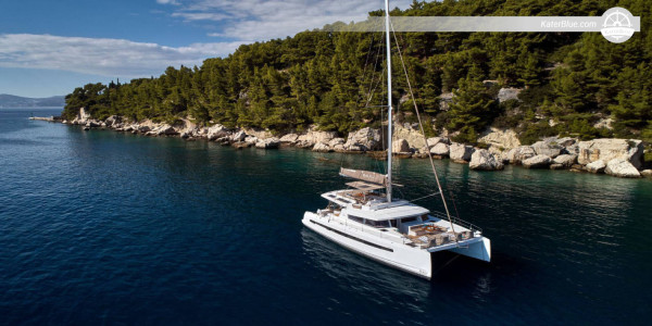 Utforska Capri Veckovis skepparcharter Bali 5.4 Sardinien, Italien