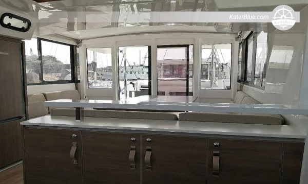 Weekly Charter Bali Catspace to Red Island Golfo Aranci, Italy