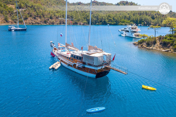 Luksus gulet charter med 8 kahytter Coketme-Bodrum Tyrkiet