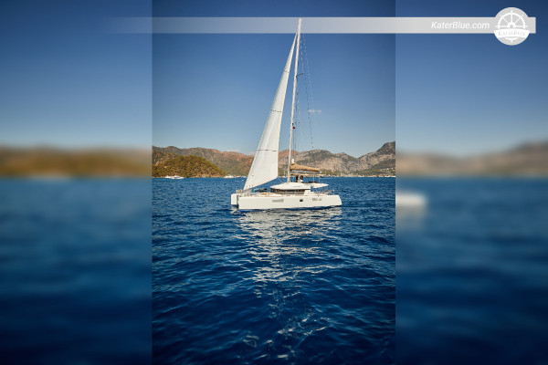 Fully equipped vessel bareboat cruise Marmaris Turkey