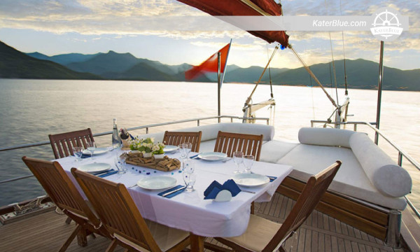 21mt gulet offer overnight sailing cruise Marmaris Turkey