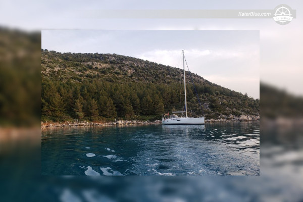 Týdenní plavba 49stopým monotrupým člunem Hamam-Bay Göcek Turecko